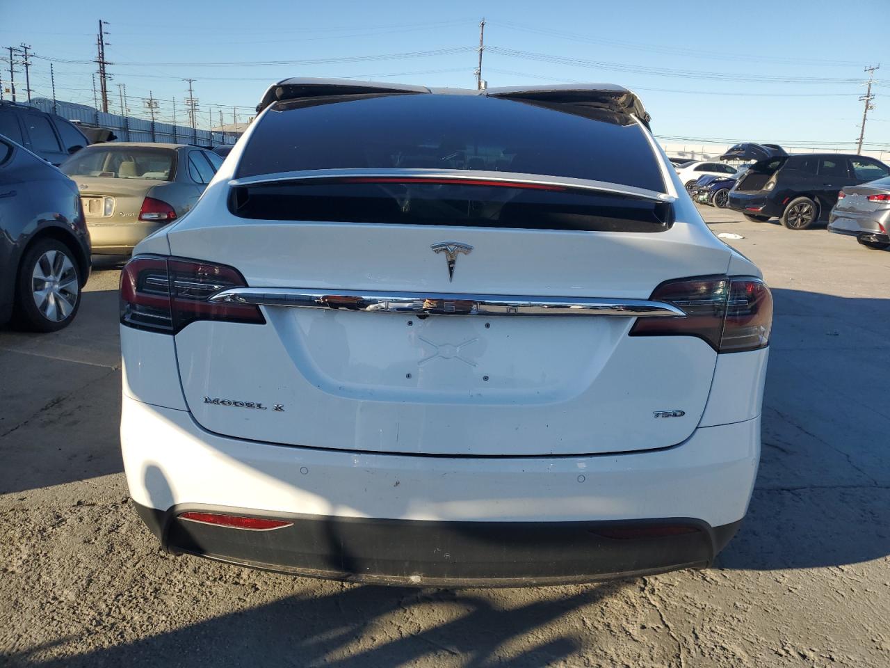 2017 Tesla Model X VIN: 5YJXCBE21HF046719 Lot: 87182875
