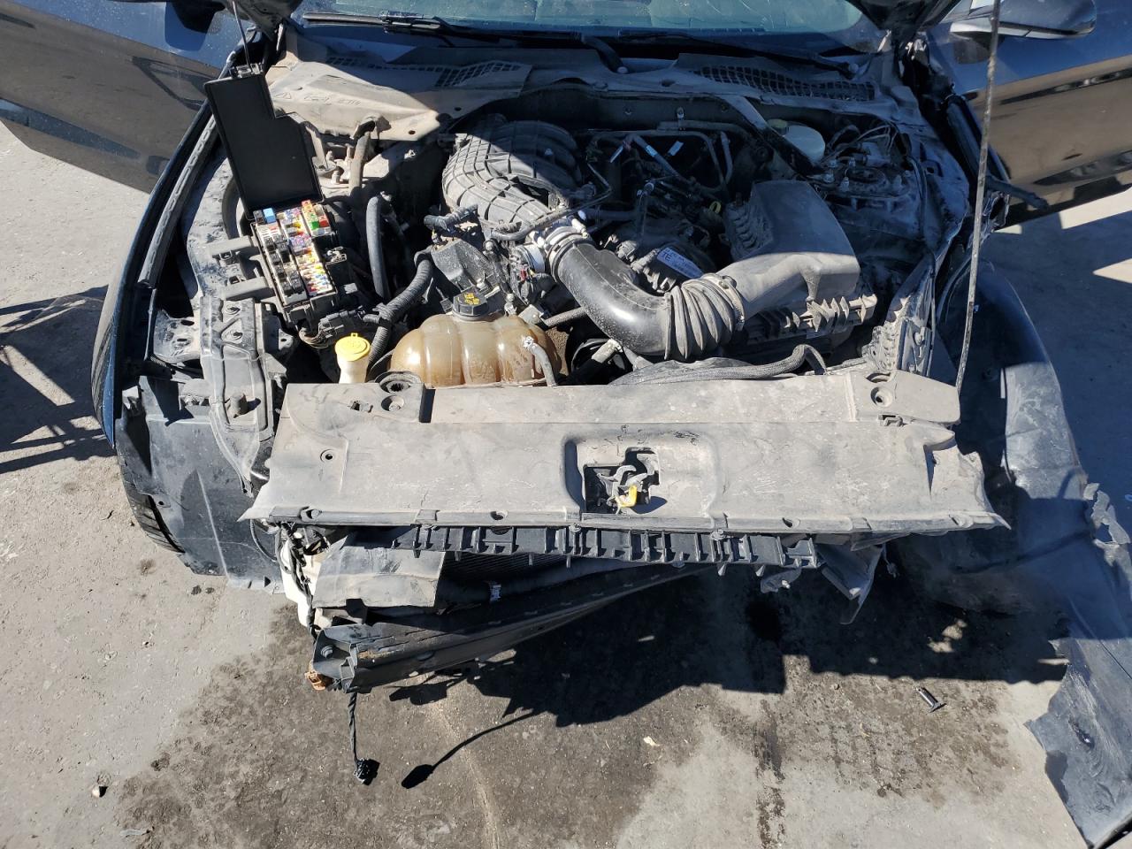 2015 Ford Mustang VIN: 1FATP8EM2F5403255 Lot: 90233665