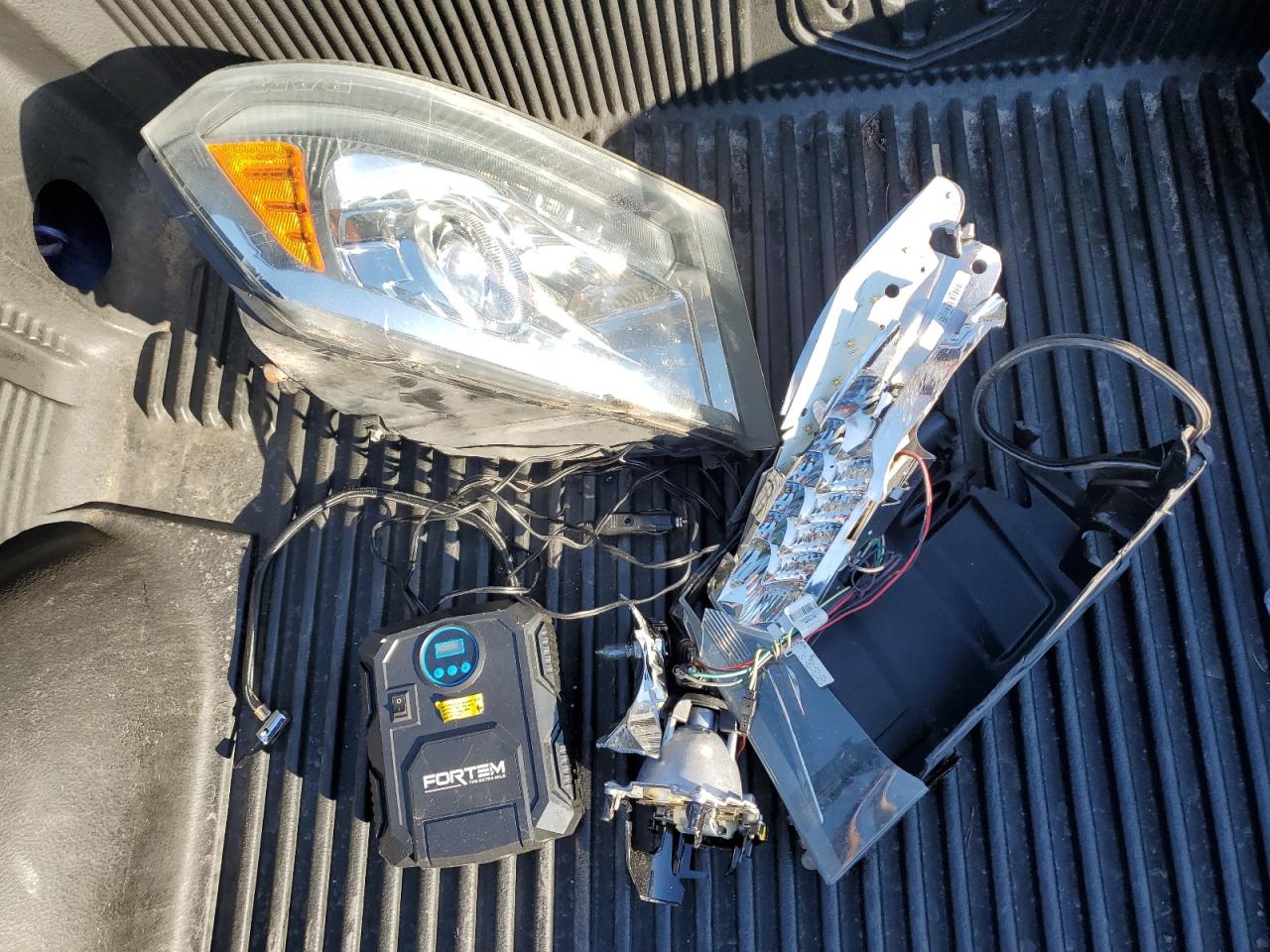 2016 Ram 1500 Laramie VIN: 1C6RR7JT8GS110329 Lot: 84572215