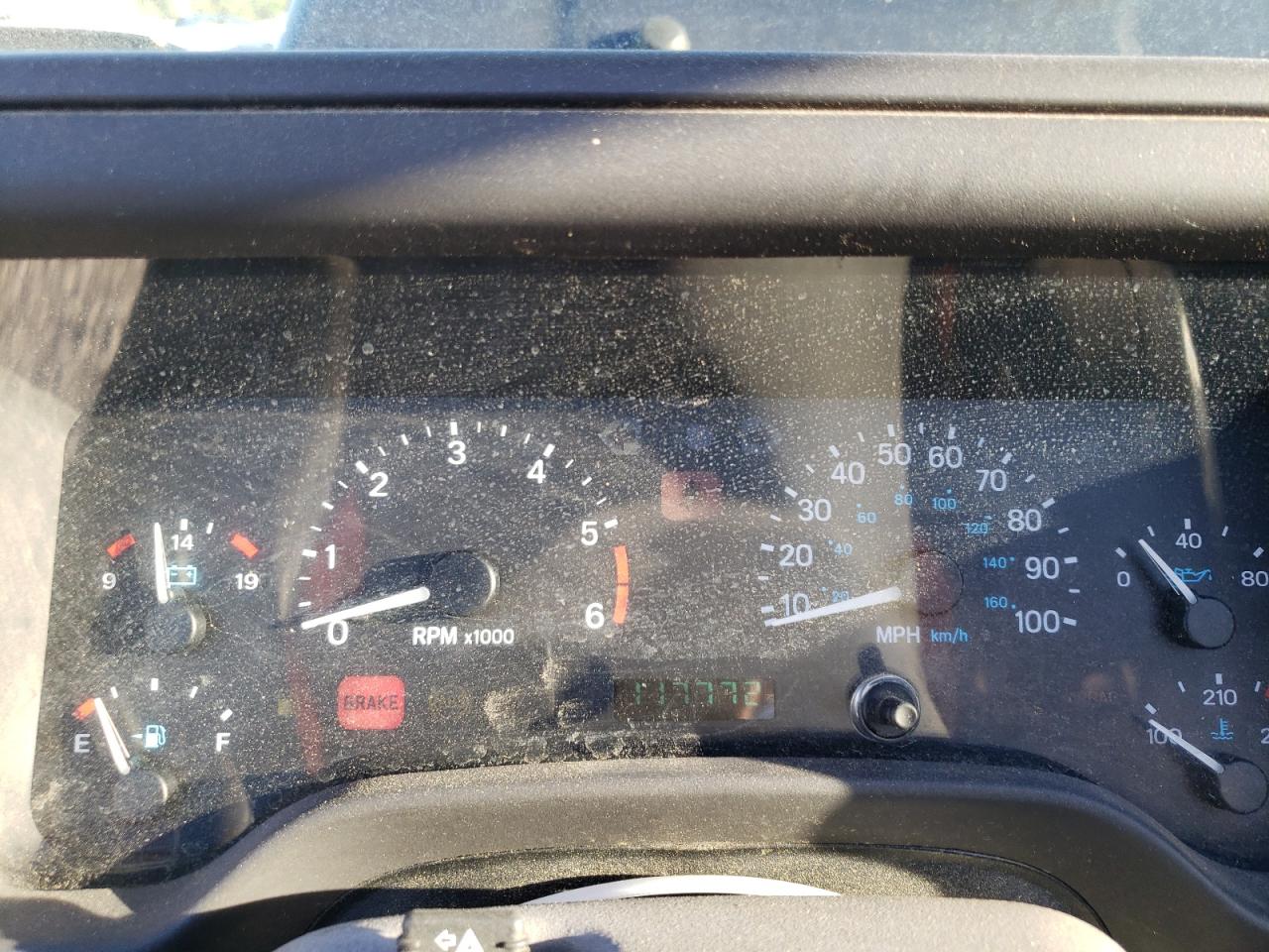 2000 Jeep Wrangler / Tj Sport VIN: 1J4FA49S2YP720061 Lot: 85644025
