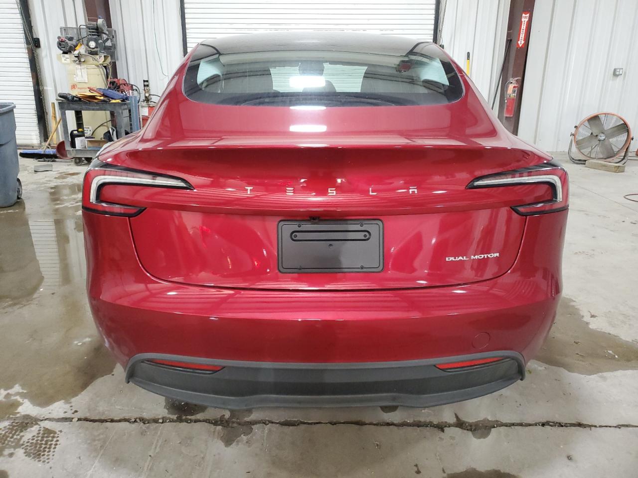2025 Tesla Model 3 VIN: 5YJ3E1EB6SF018988 Lot: 87392405