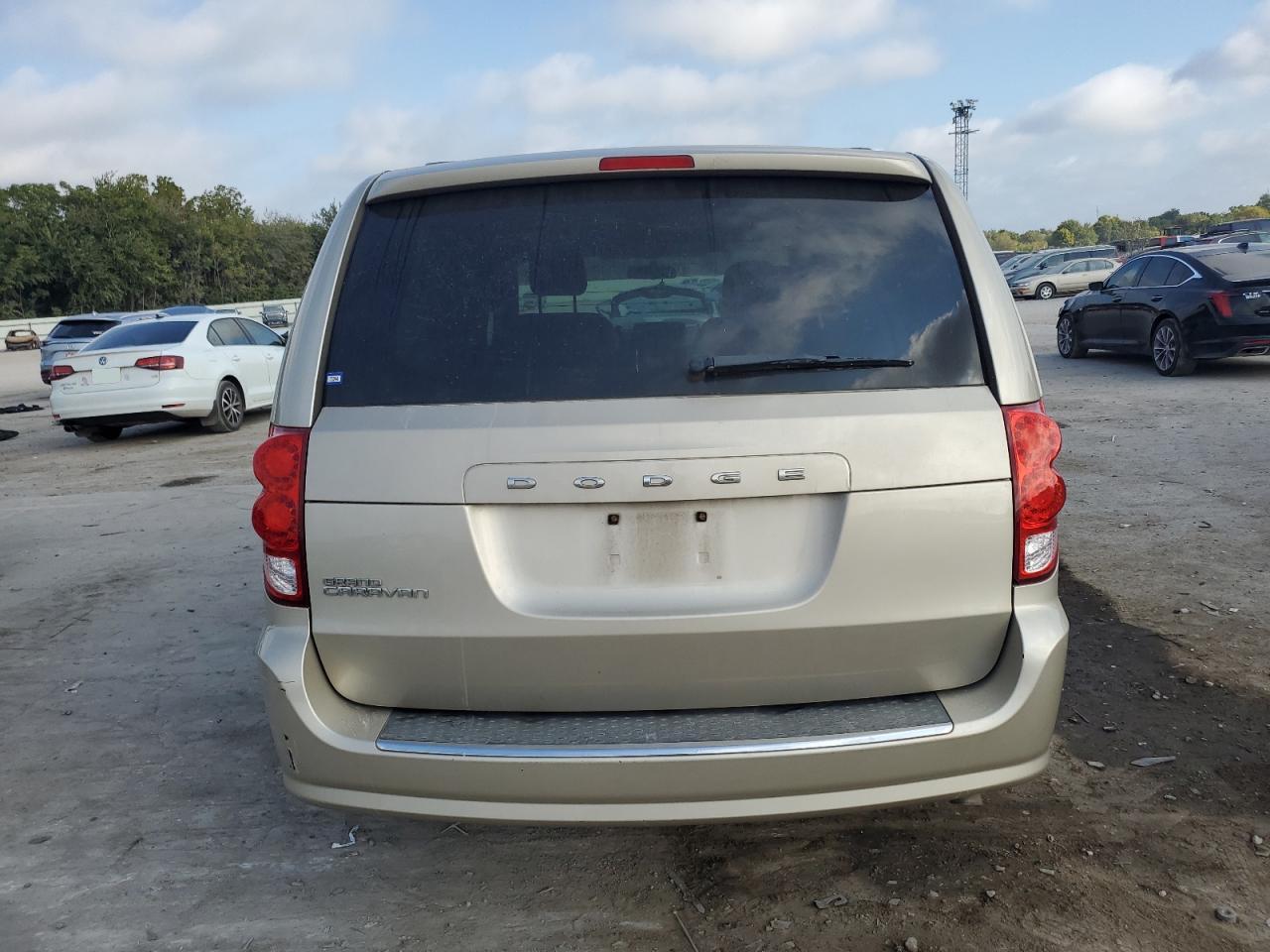 2013 Dodge Grand Caravan Sxt VIN: 2C4RDGCG3DR807427 Lot: 85849575