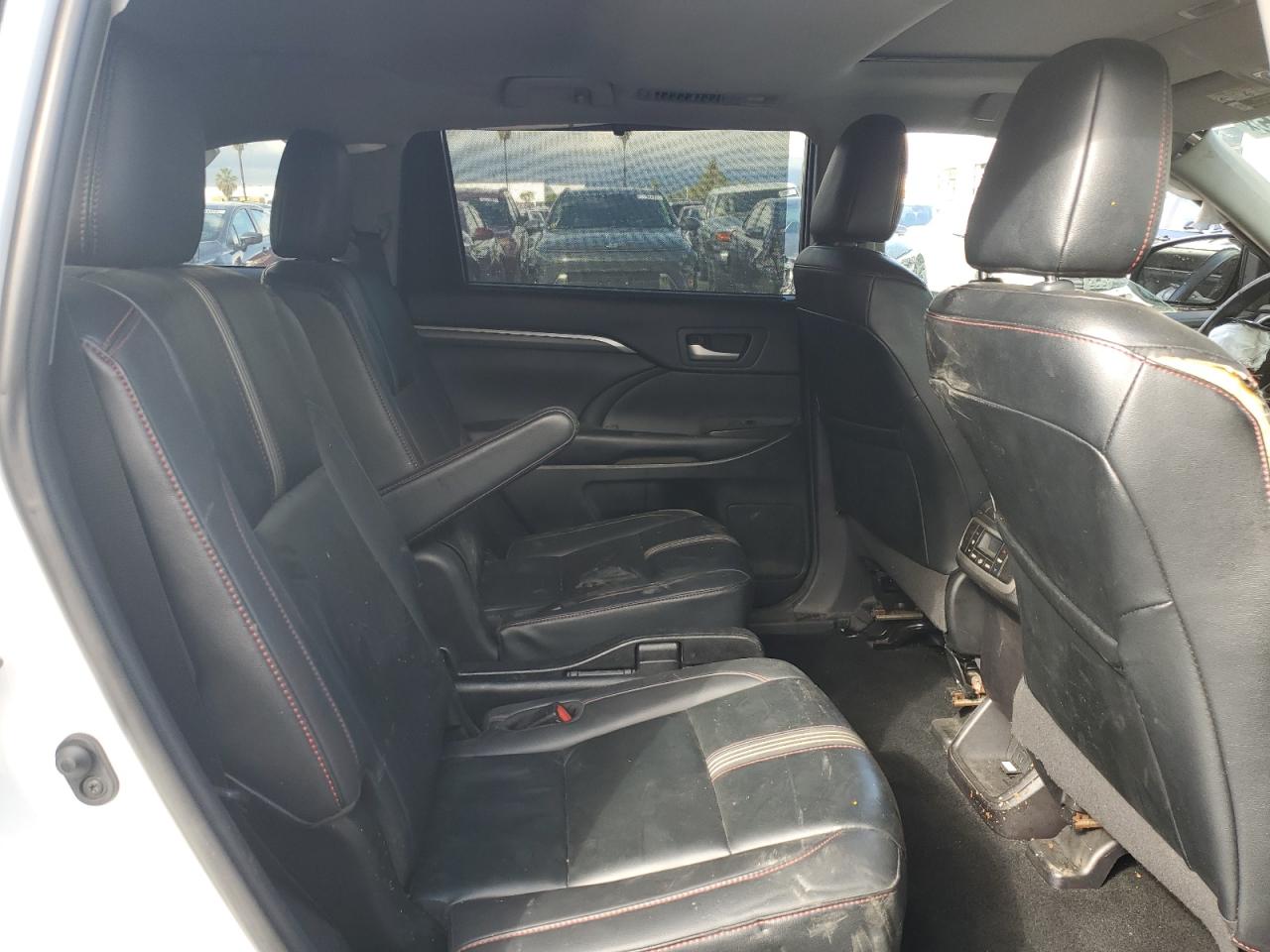 2019 Toyota Highlander Se VIN: 5TDKZRFH8KS340626 Lot: 71811575