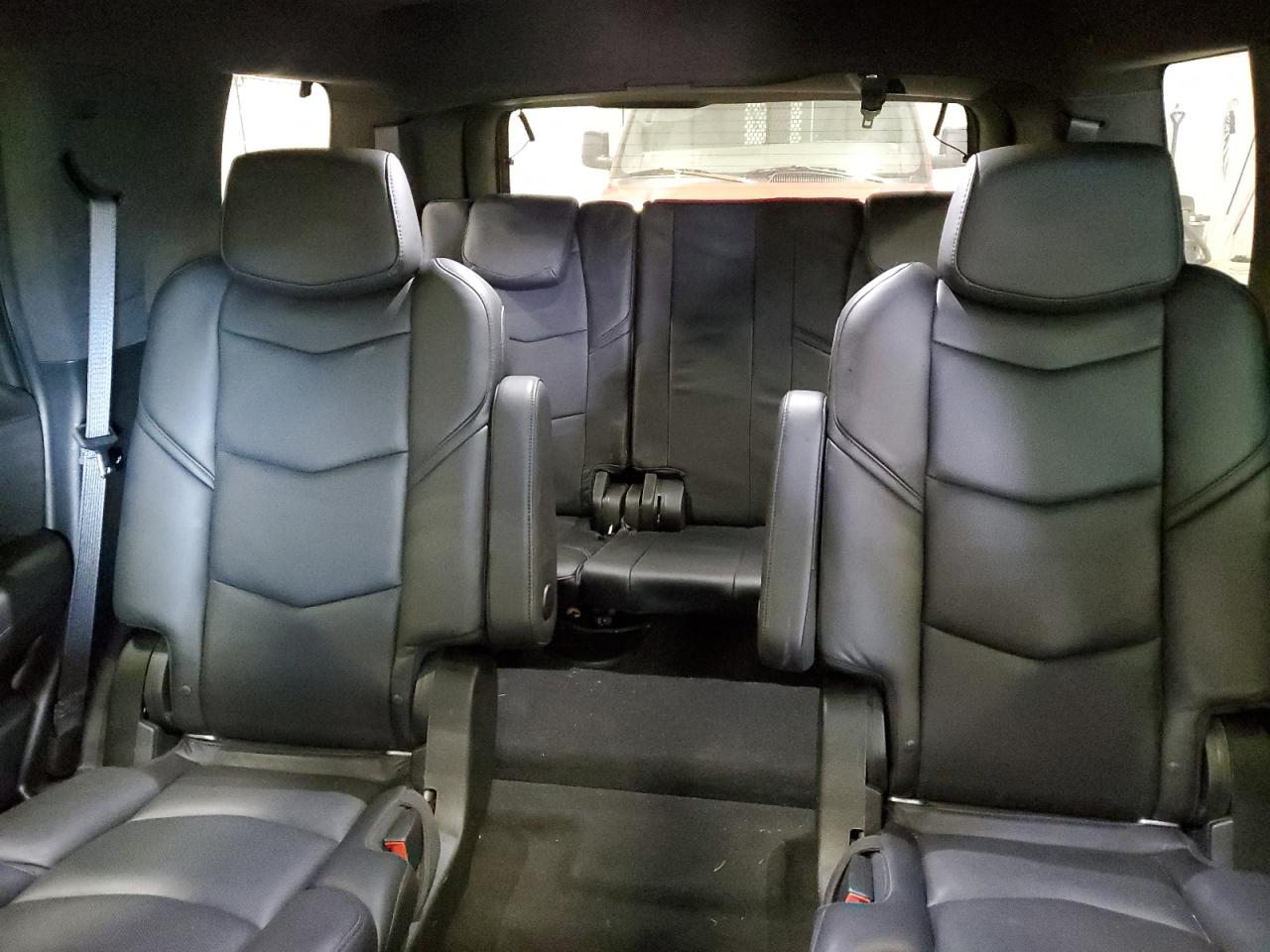 2019 Cadillac Escalade Platinum VIN: 1GYS4DKJ3KR281942 Lot: 89819065