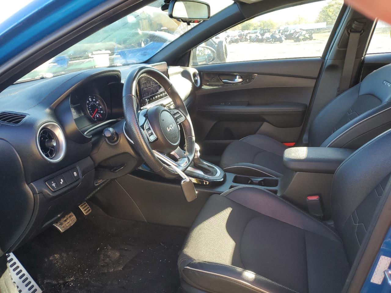 2023 Kia Forte Gt Line VIN: 3KPF54AD4PE552929 Lot: 85928095