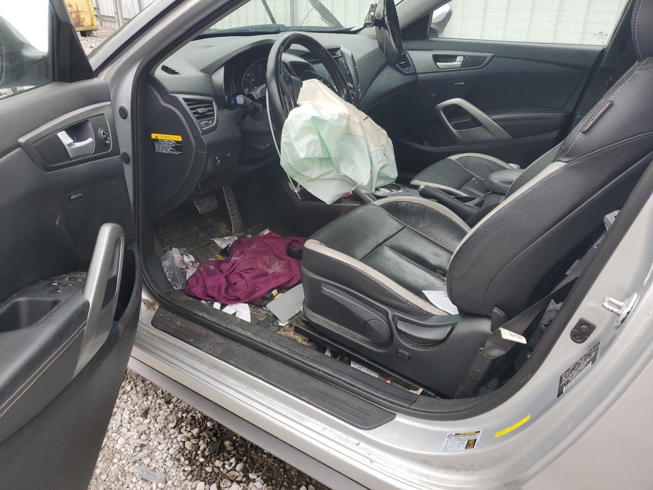 2015 Hyundai Veloster Turbo VIN: KMHTC6AE5FU240675 Lot: 90251105