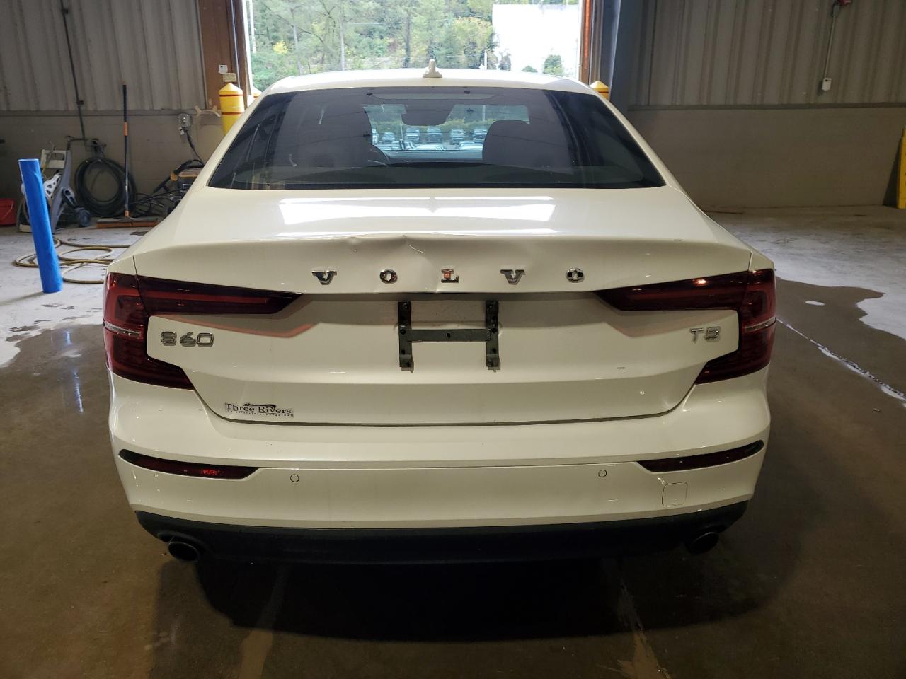 2020 Volvo S60 T5 Momentum VIN: 7JR102FK7LG032126 Lot: 85920055