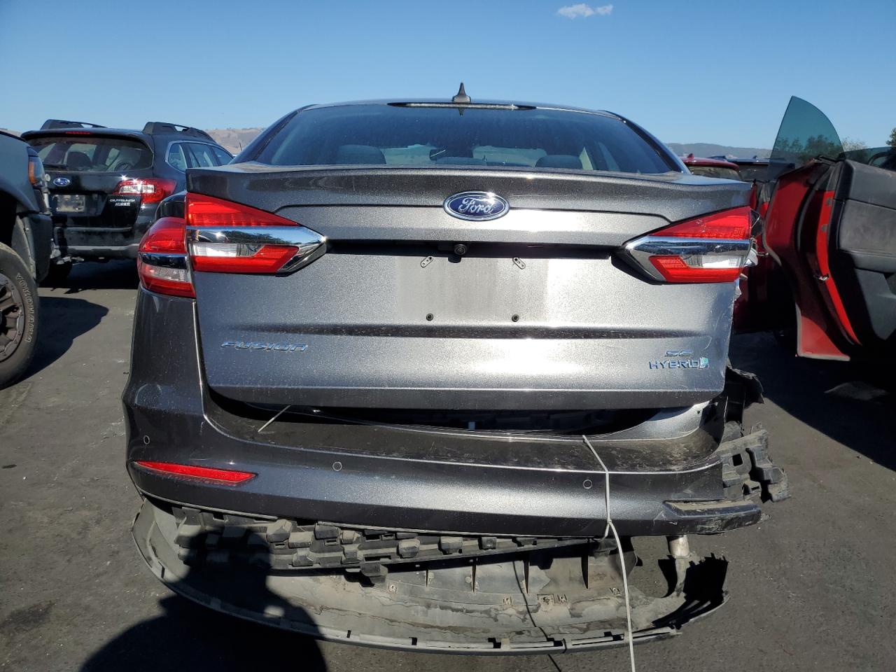 2019 Ford Fusion Se VIN: 3FA6P0LU3KR202313 Lot: 82335995