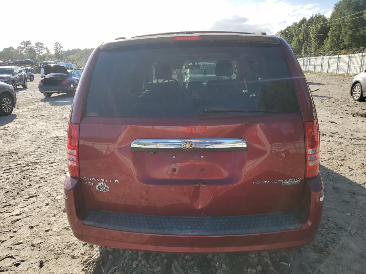 2010 Chrysler Town & Country Limited VIN: 2A4RR7DX5AR375090 Lot: 84658745