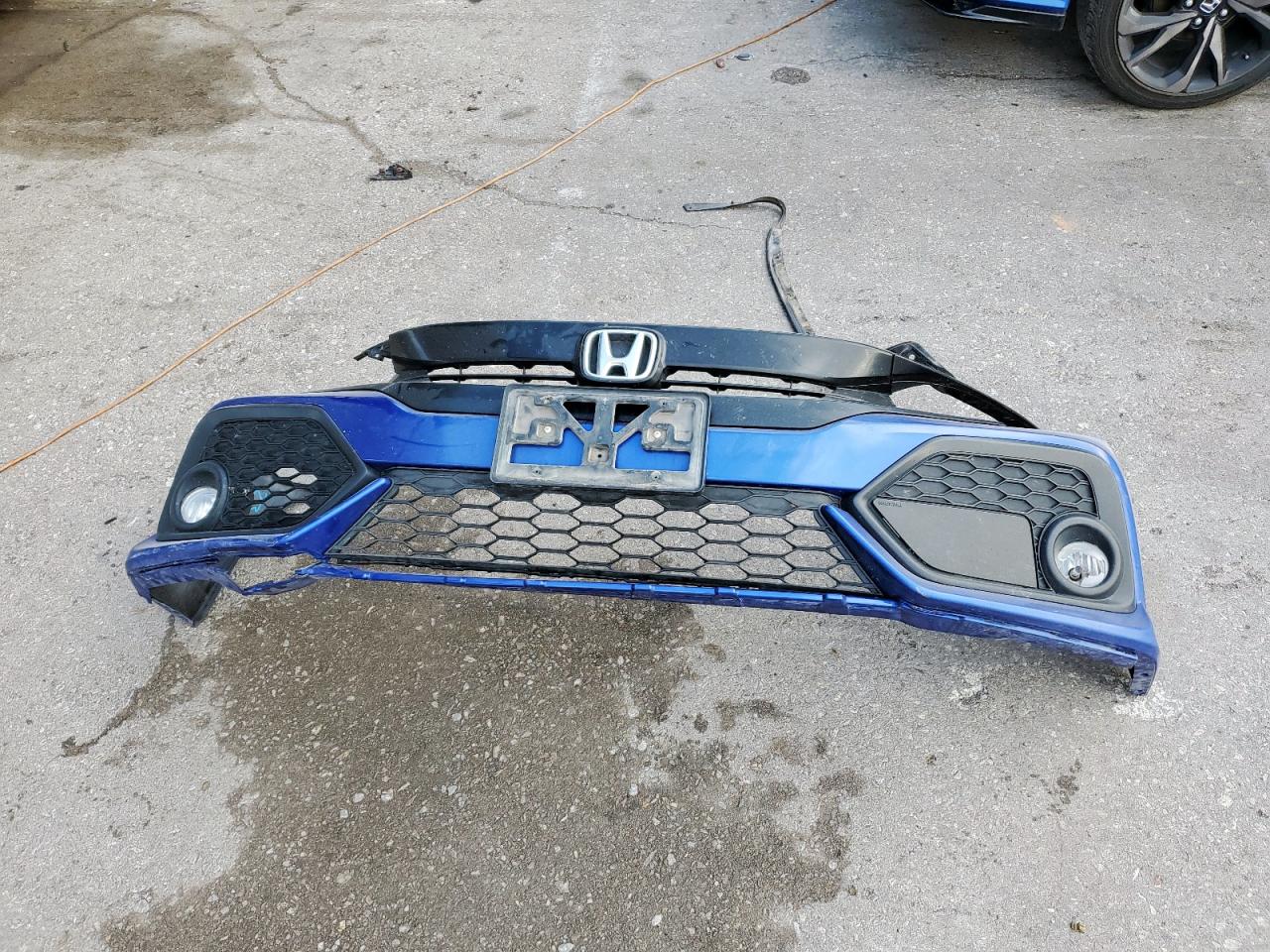 2018 Honda Civic Sport Touring VIN: SHHFK7H95JU240727 Lot: 85579915