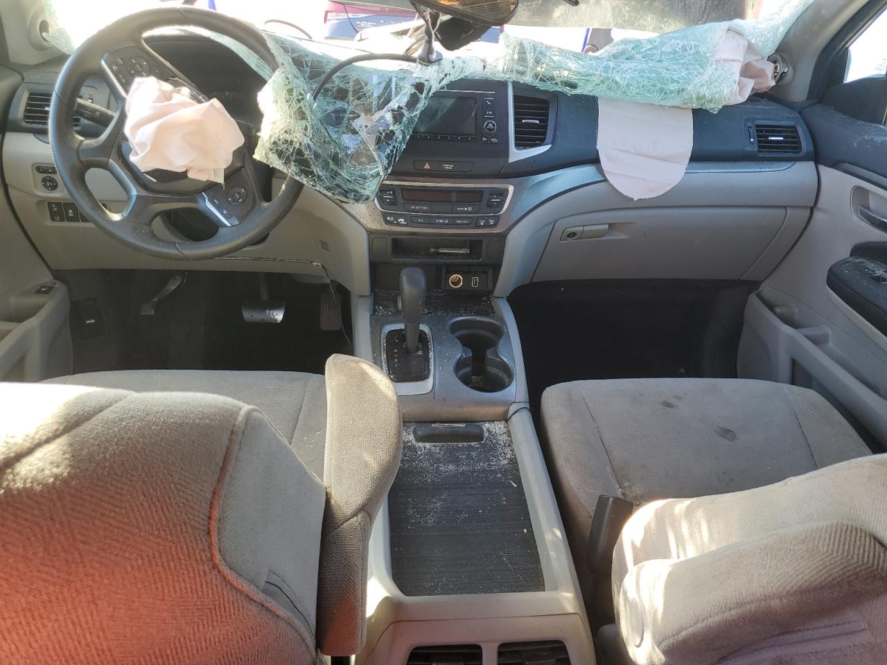 2019 Honda Pilot Lx VIN: 5FNYF5H1XKB028727 Lot: 84622385