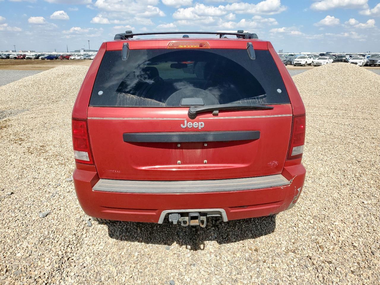 2005 Jeep Grand Cherokee Laredo VIN: 1J8HS48N05C658565 Lot: 85860765
