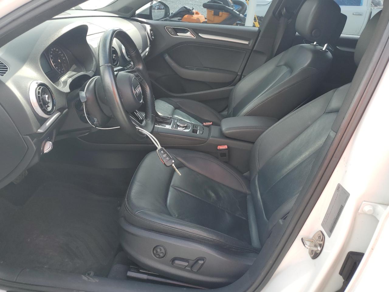 2017 Audi A3 Premium VIN: WAUAUGFF8H1051990 Lot: 80711985