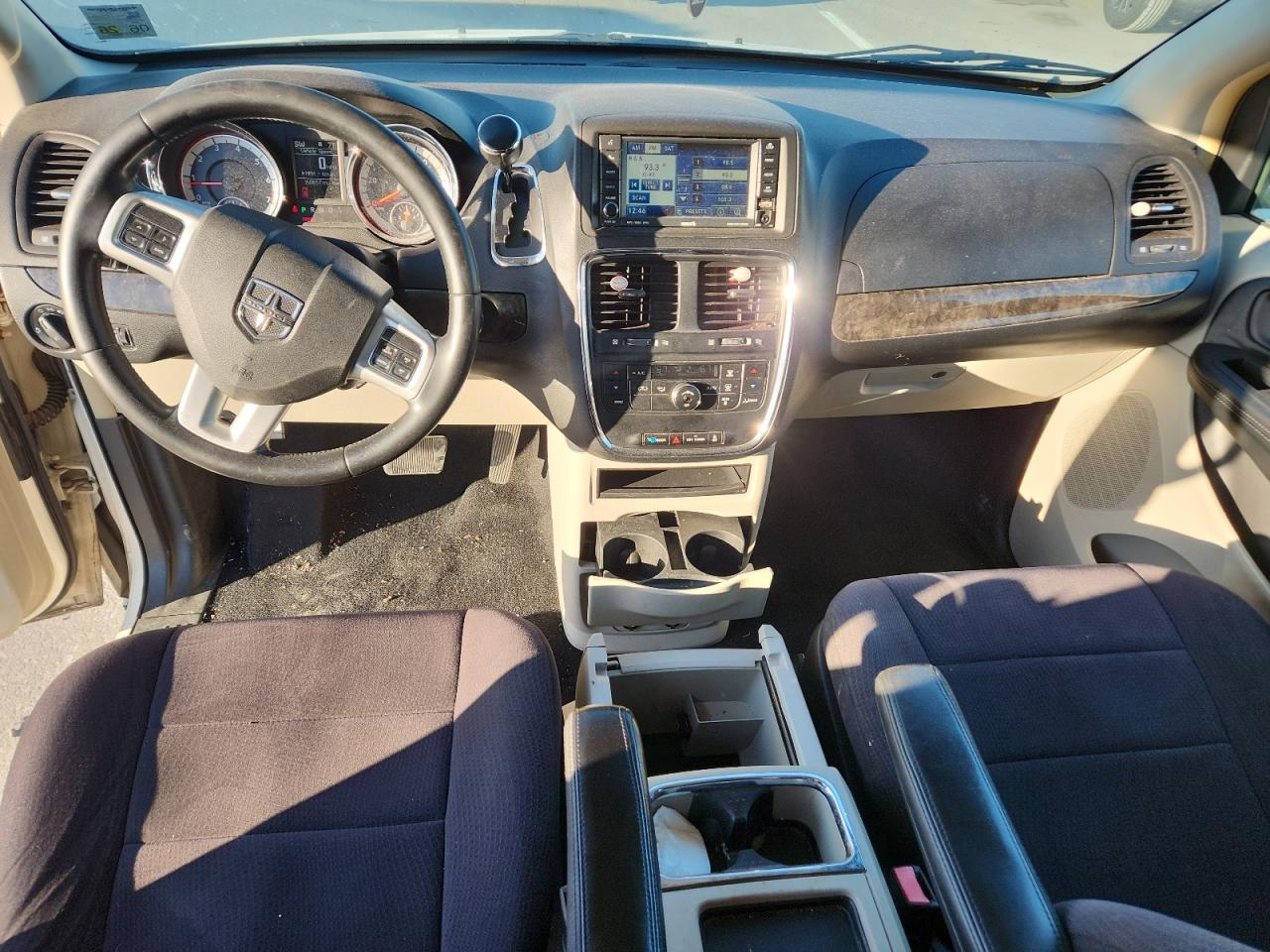 2011 Dodge Grand Caravan Crew VIN: 2D4RN5DG1BR661190 Lot: 86158455