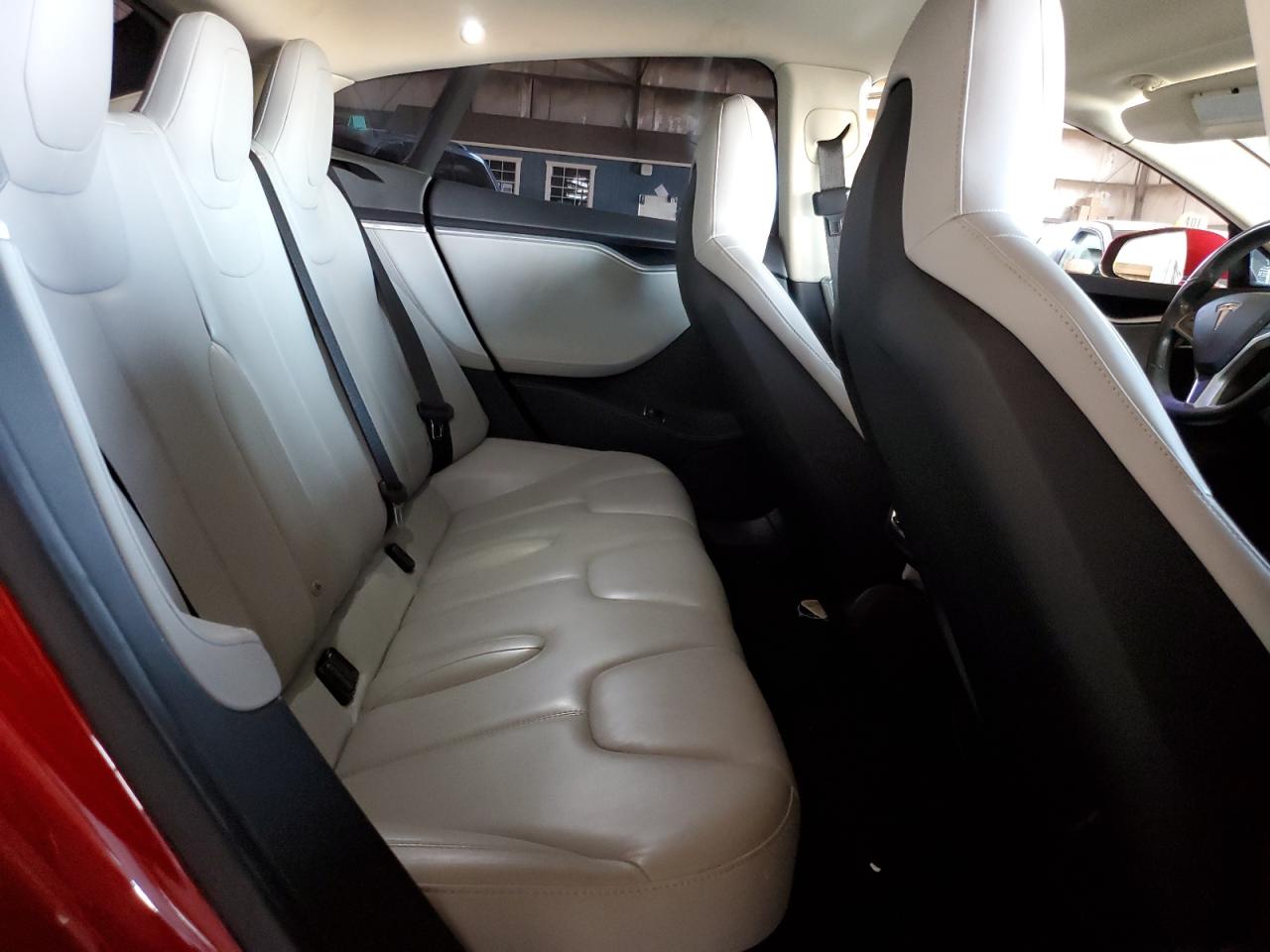 2014 Tesla Model S VIN: 5YJSA1H12EFP55717 Lot: 86889435