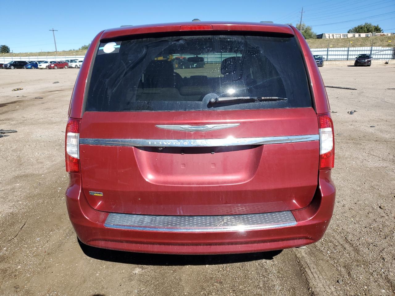 2016 Chrysler Town & Country Touring VIN: 2C4RC1BG2GR213692 Lot: 87213995