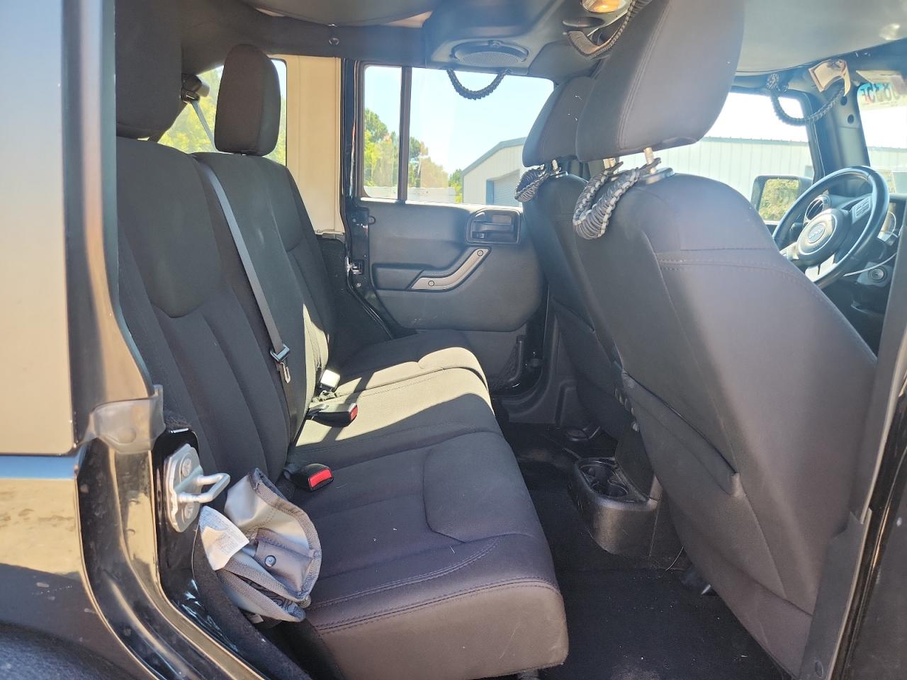 2014 Jeep Wrangler Unlimited Sport VIN: 1C4BJWDGXEL218839 Lot: 86136835