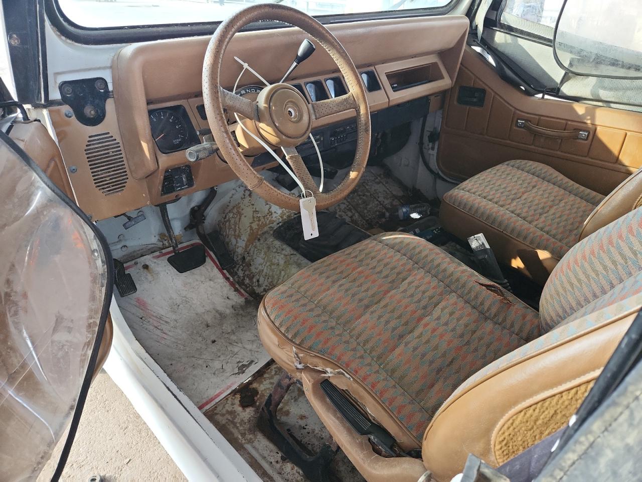 1995 Jeep Wrangler / Yj S VIN: 1J4FY19P3SP272717 Lot: 90571105