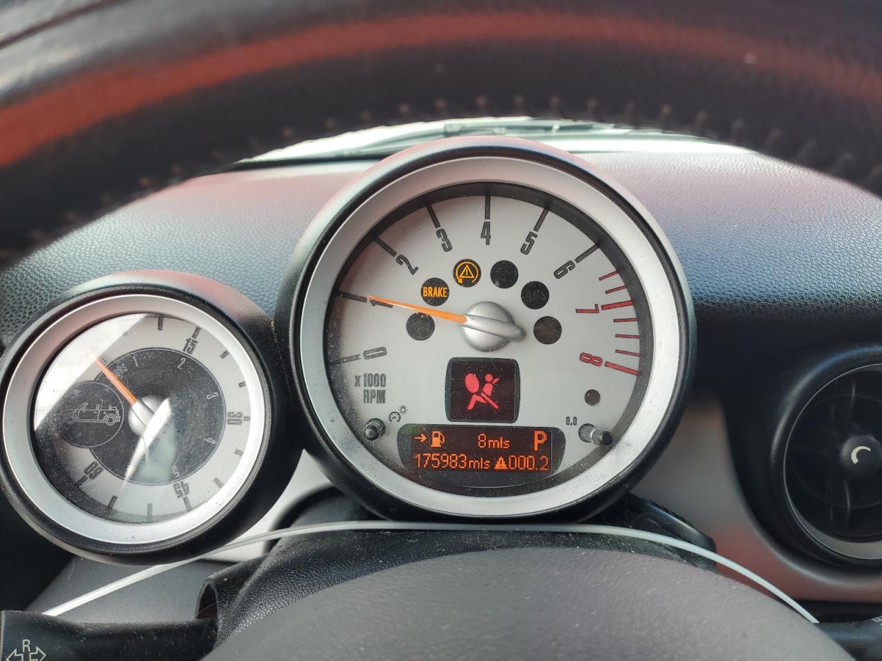 2009 Mini Cooper VIN: WMWMR33559TU96812 Lot: 82274145