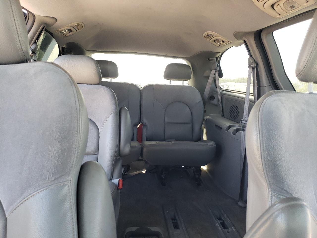 2004 Chrysler Town & Country Limited VIN: 2C8GP64L54R534266 Lot: 85908545