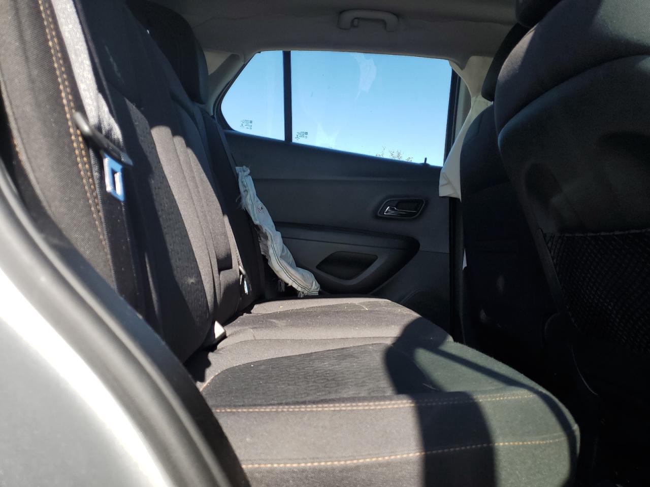 2017 Chevrolet Trax Ls VIN: 3GNCJNSBXHL267920 Lot: 82004815