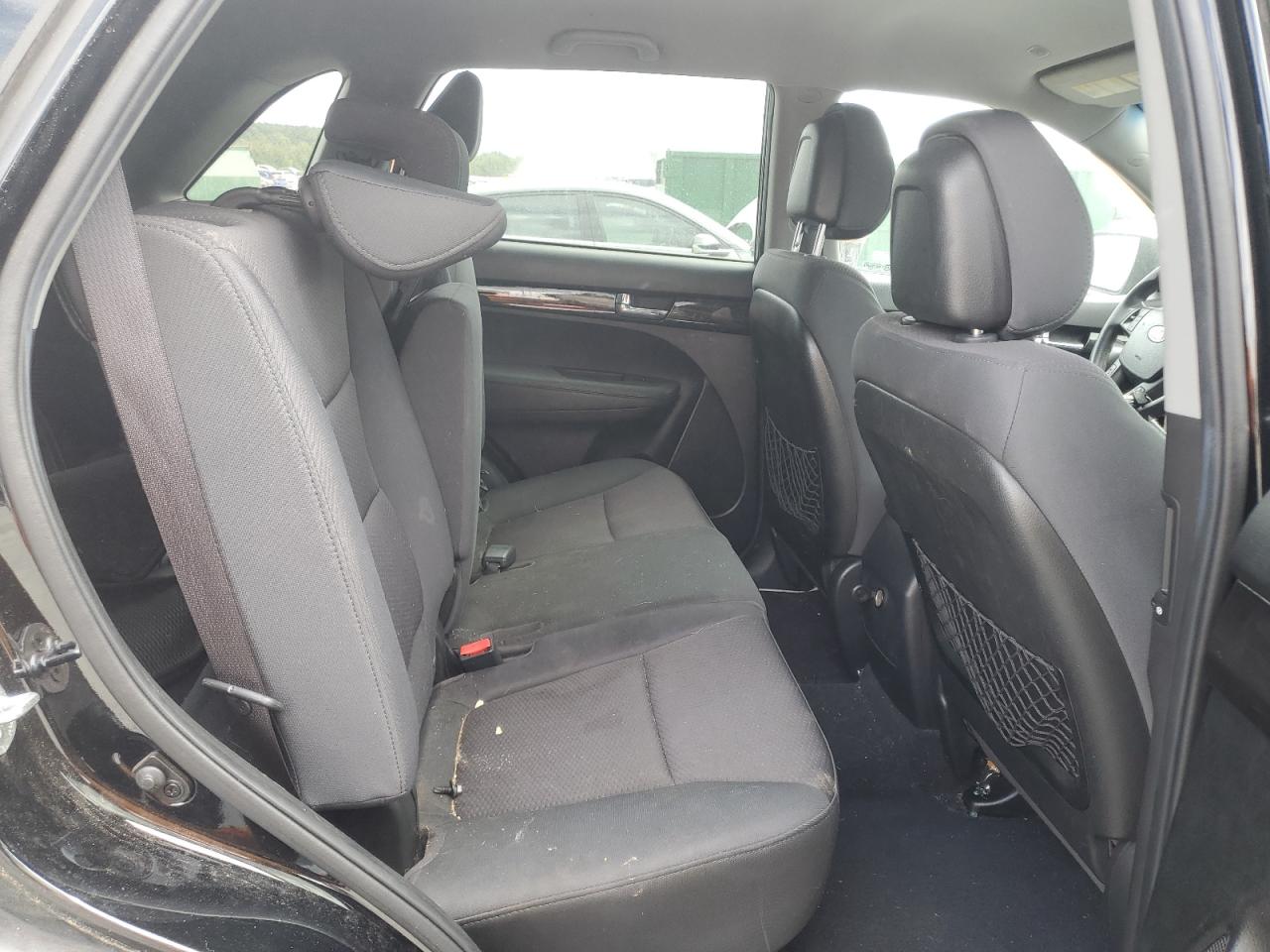 2011 Kia Sorento Base VIN: 5XYKT3A17BG176193 Lot: 82312455