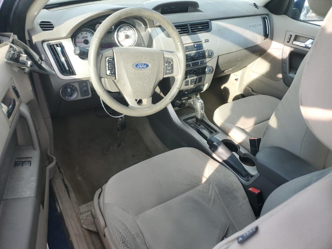 2008 Ford Focus Se VIN: 1FAHP33N98W273668 Lot: 86309085