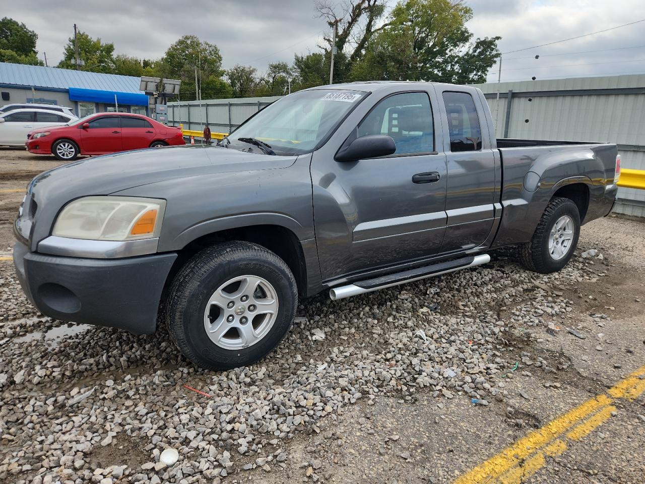 1Z7HC22KX6S537447 MITSUBISHI RAIDER Photo 1