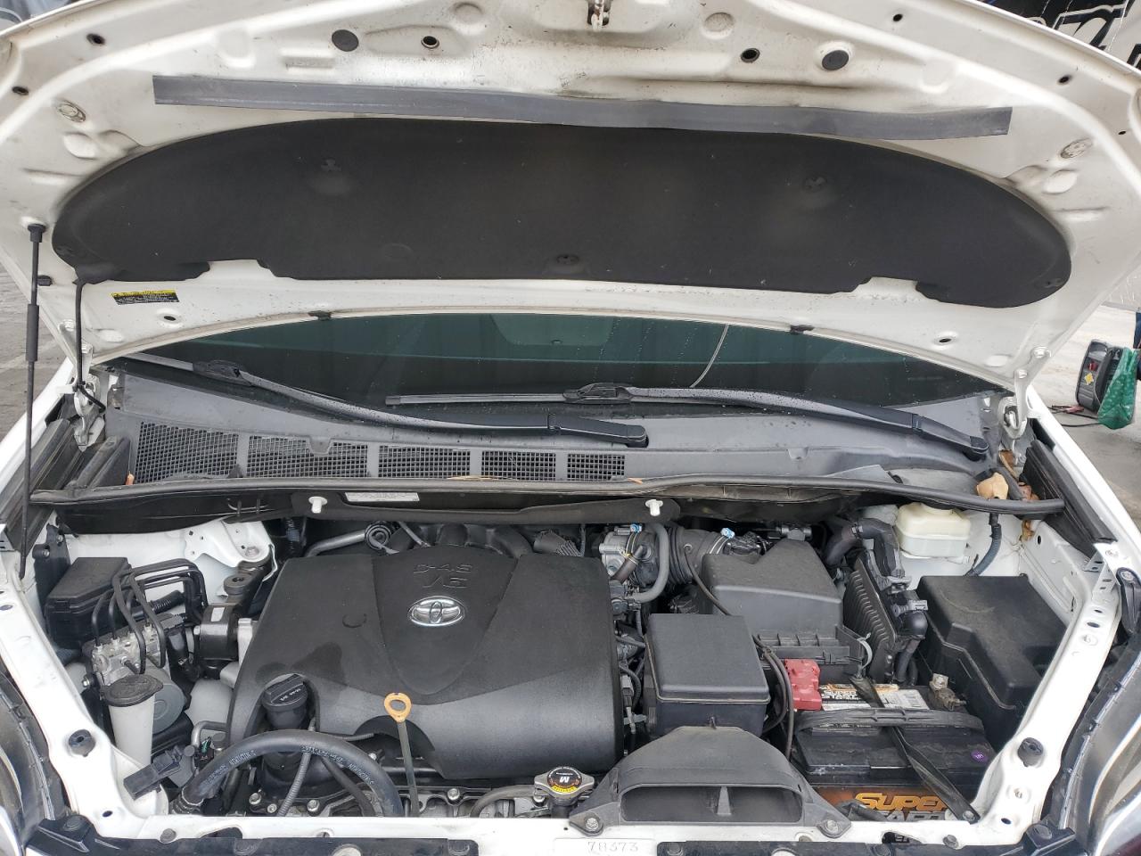 2017 Toyota Sienna Se VIN: 5TDXZ3DC4HS854623 Lot: 84781815