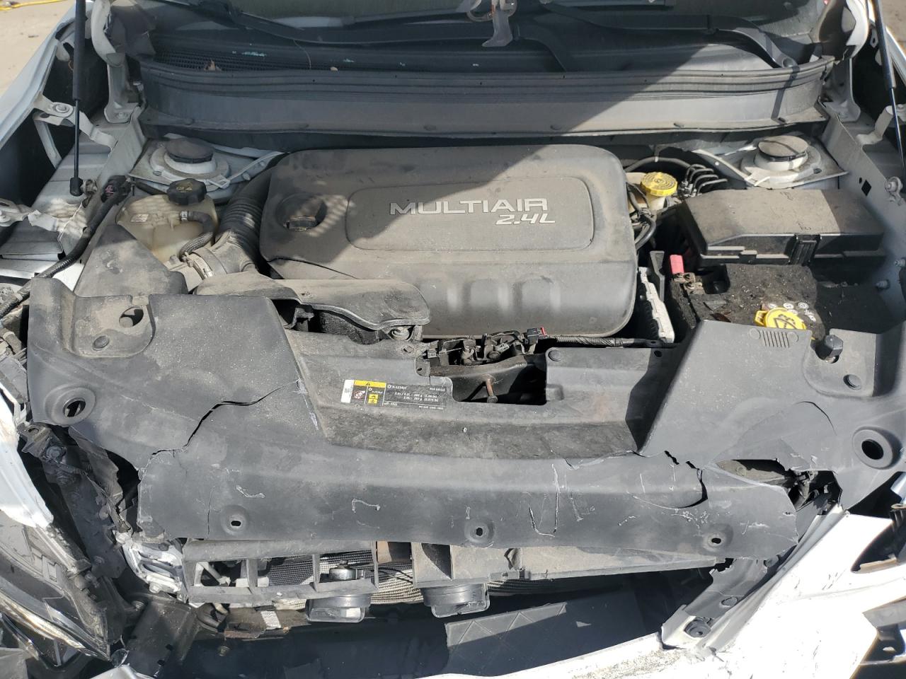 2016 Jeep Cherokee Latitude VIN: 1C4PJMCB8GW187043 Lot: 85507725