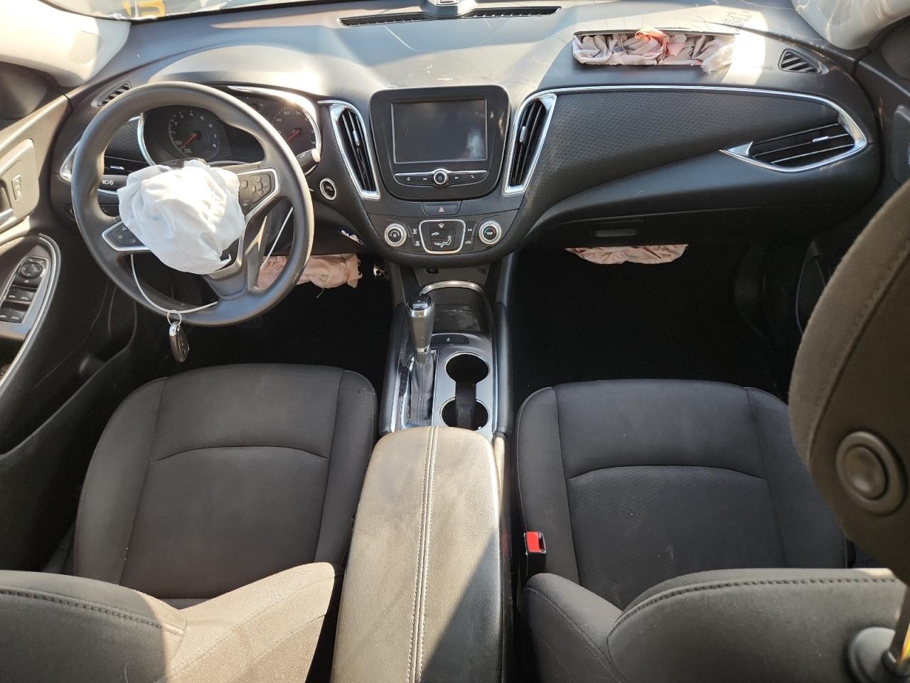 2018 Chevrolet Malibu Lt VIN: 1G1ZD5ST9JF173264 Lot: 82307555