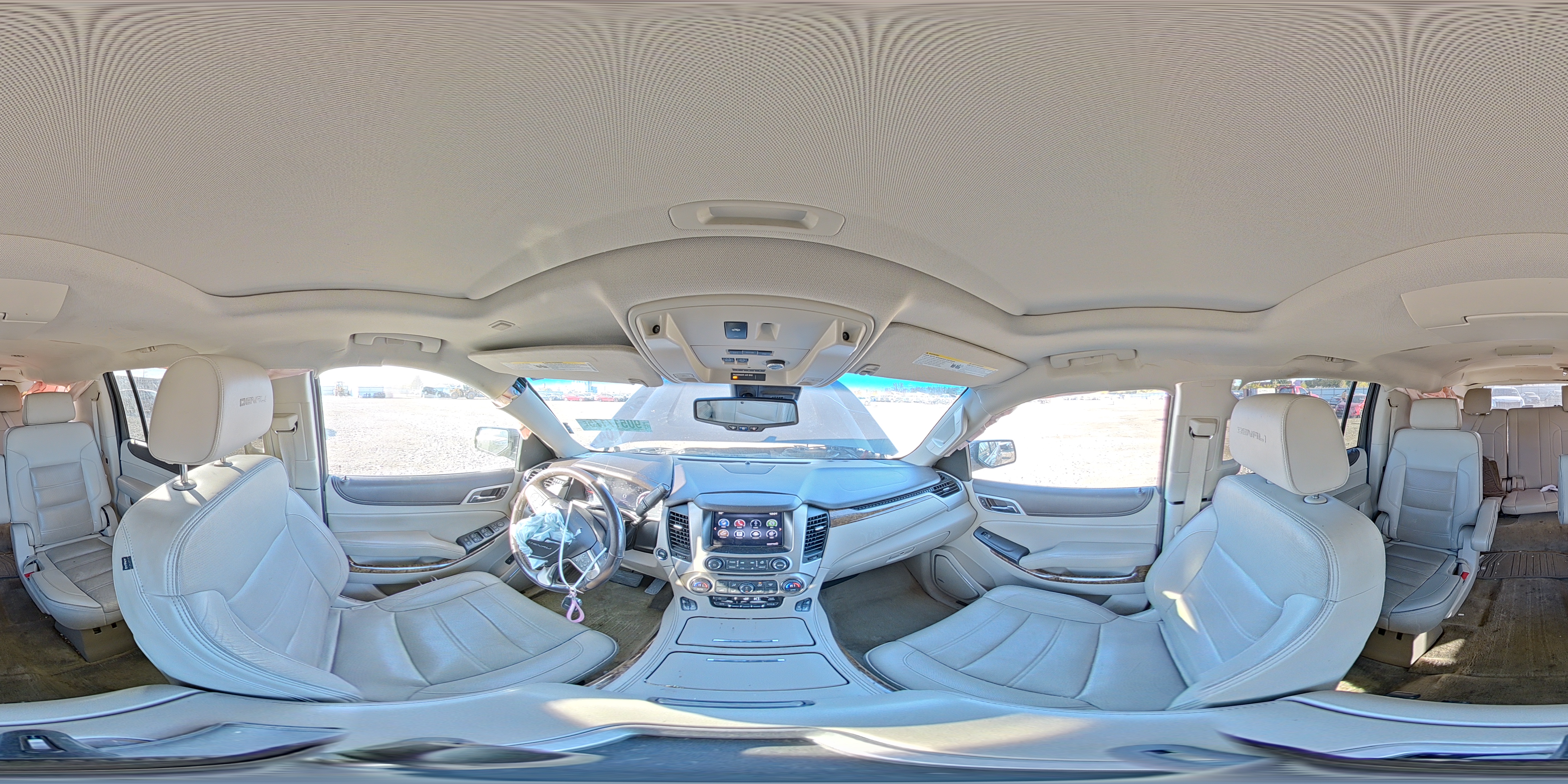 2015 GMC Yukon Xl Denali VIN: 1GKS2JKJ8FR129840 Lot: 90517175