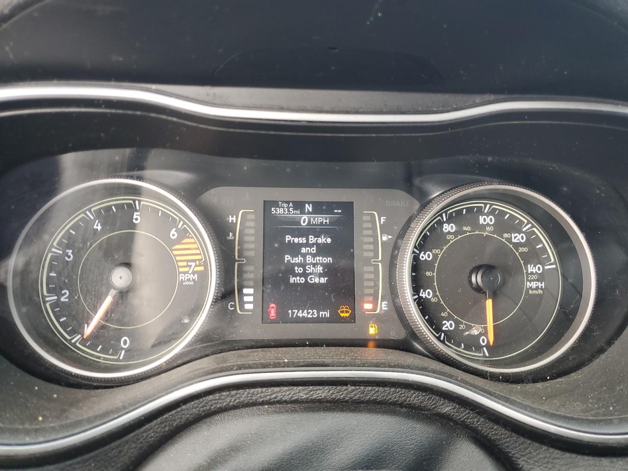 2019 Jeep Cherokee Latitude Plus VIN: 1C4PJLLB4KD154443 Lot: 87209035