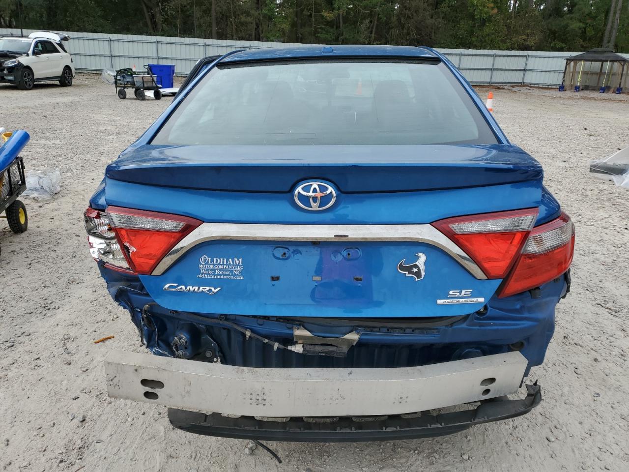 2016 Toyota Camry Le VIN: 4T1BF1FK1GU504609 Lot: 82424695