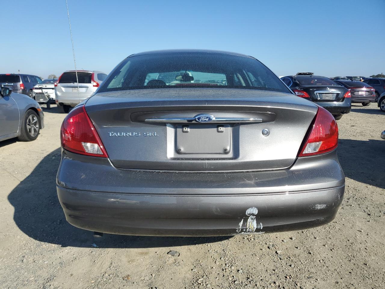 2003 Ford Taurus Sel VIN: 1FAHP56S13A131723 Lot: 82593465