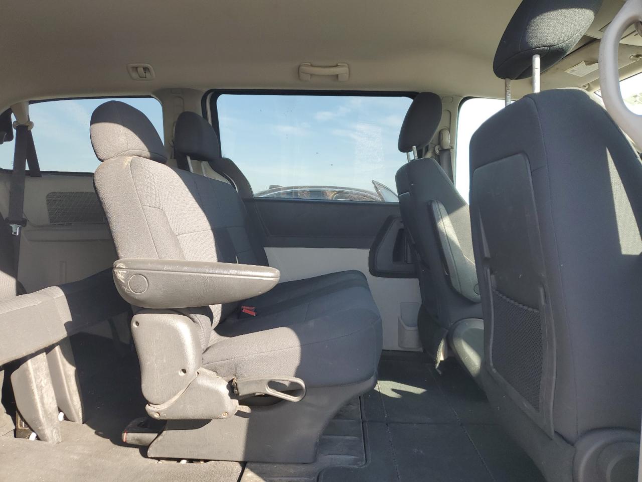 2010 Dodge Grand Caravan Se VIN: 2D4RN4DE3AR224136 Lot: 83859195