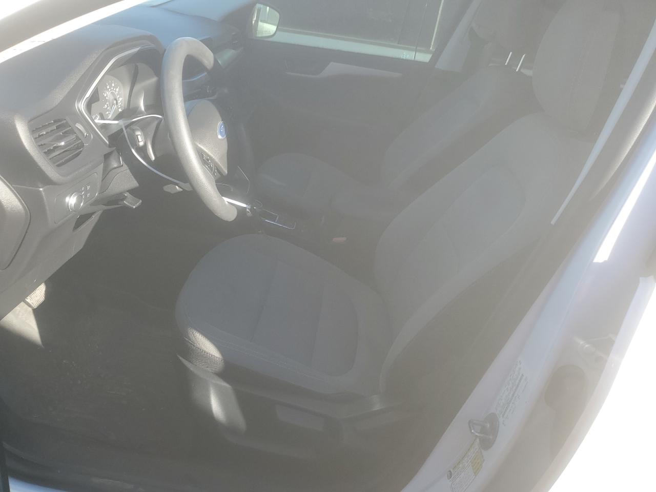 2022 Ford Escape S VIN: 1FMCU0F67NUB63866 Lot: 80156075