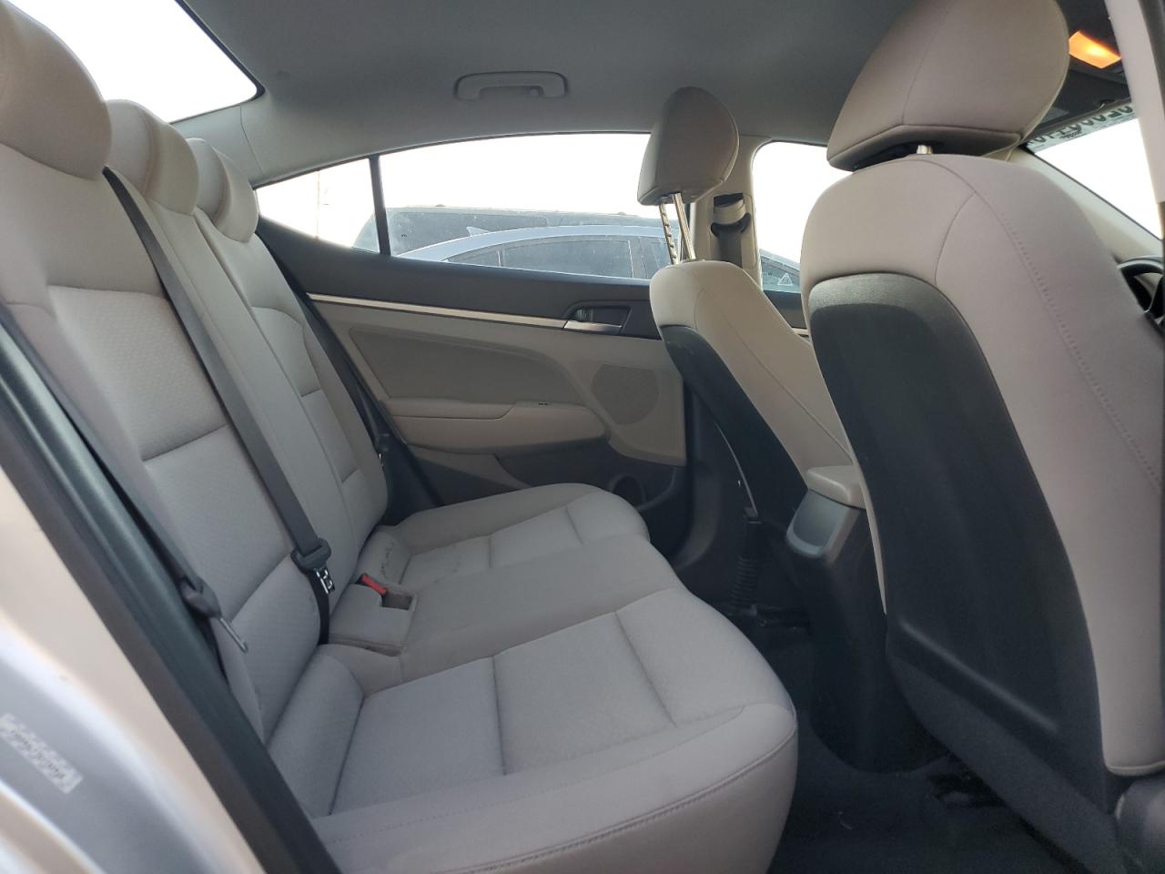 2019 Hyundai Elantra Sel VIN: KMHD84LF7KU742016 Lot: 82665445
