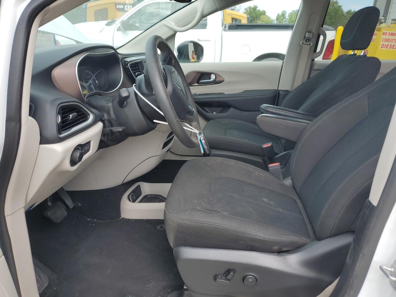 2023 Chrysler Voyager Lx VIN: 2C4RC1CGXPR519876 Lot: 84638765