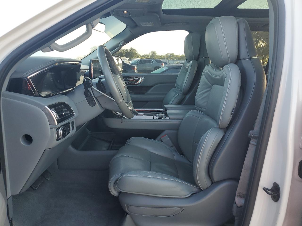 2018 Lincoln Navigator Select VIN: 5LMJJ2HT7JEL21199 Lot: 81951625