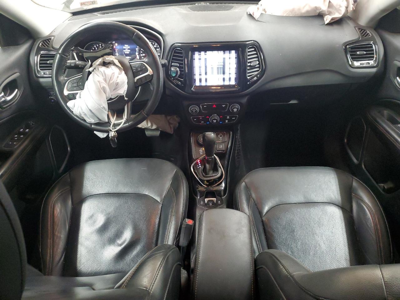 2018 Jeep Compass Limited VIN: 3C4NJDCB6JT231903 Lot: 82587355