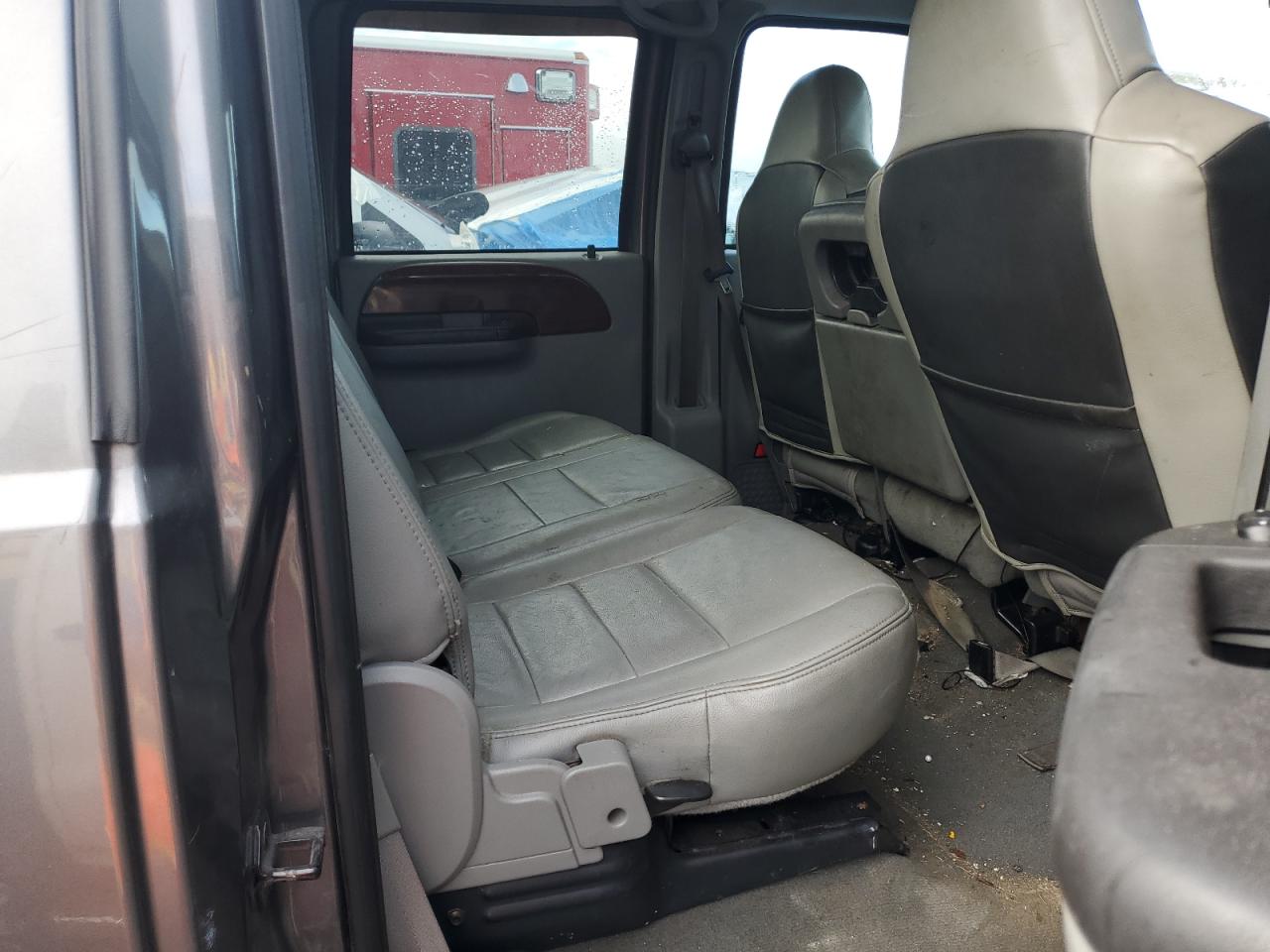 2006 Ford F350 Super Duty VIN: 1FTWW33PX6EA07424 Lot: 85674615