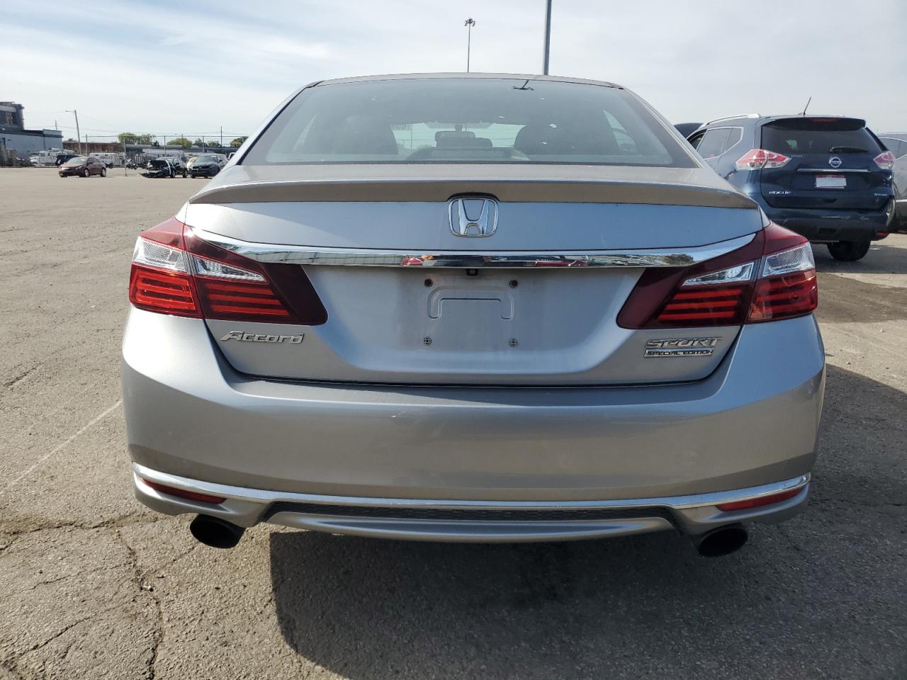 2017 Honda Accord Sport Special Edition VIN: 1HGCR2F19HA213261 Lot: 85642985