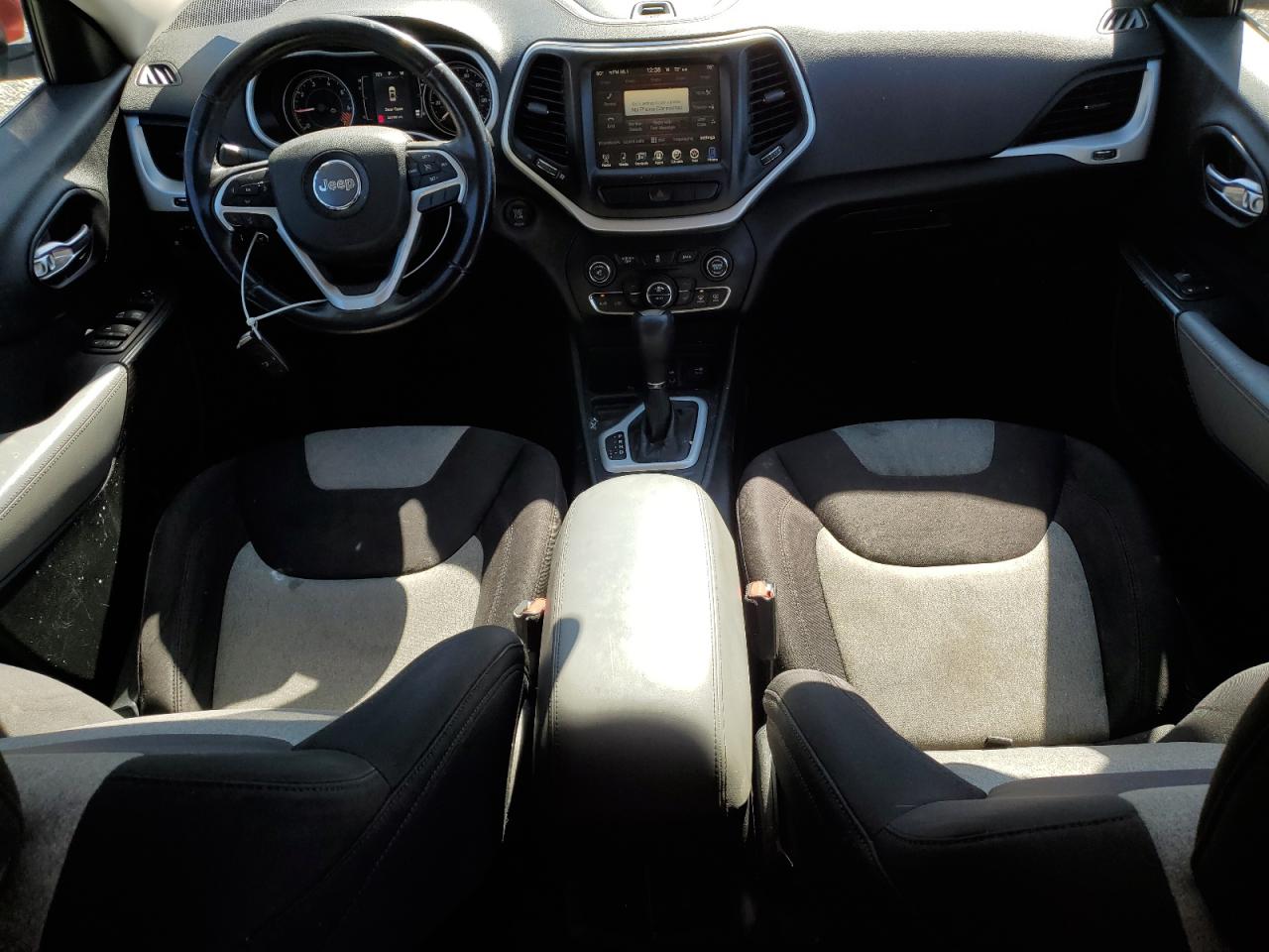 2014 Jeep Cherokee Latitude VIN: 1C4PJLCB8EW157953 Lot: 87438525