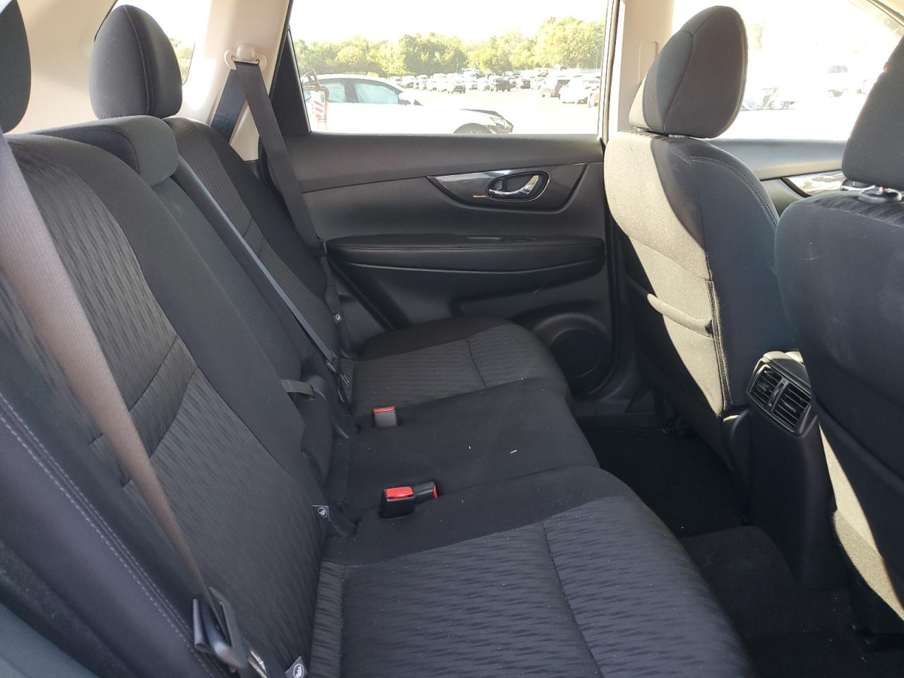 2018 Nissan Rogue S VIN: 5N1AT2MV8JC808623 Lot: 84727505