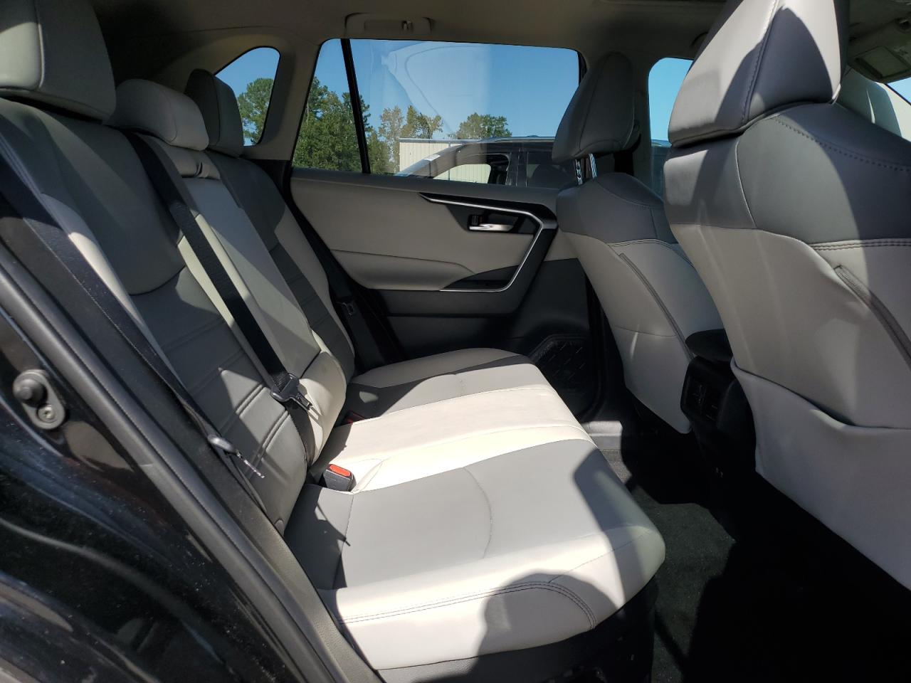 2021 Toyota Rav4 Xle Premium VIN: 4T3B6RFV0MU026582 Lot: 81987485