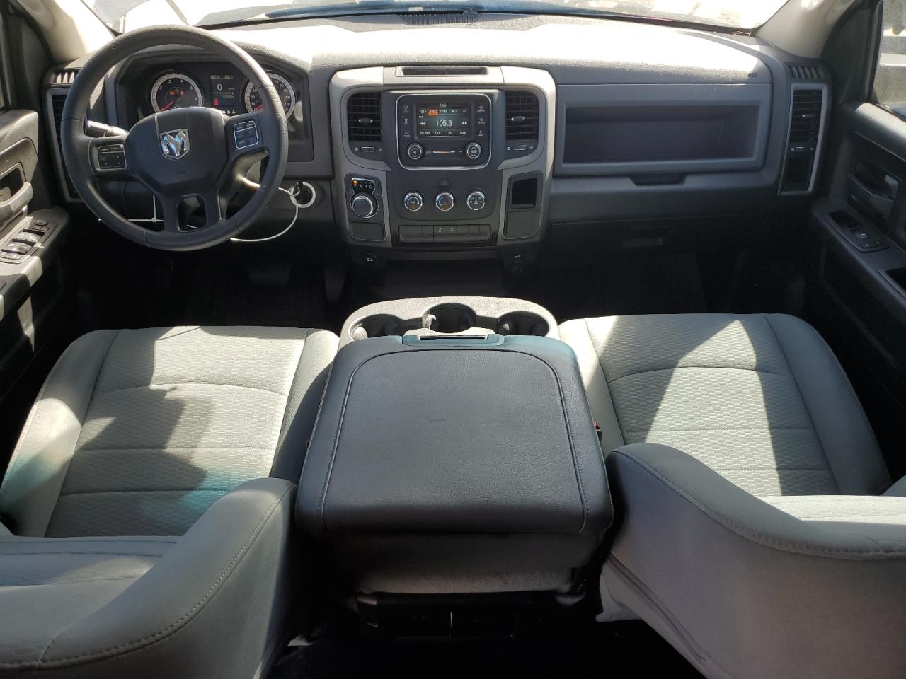 2020 Ram 1500 Classic Tradesman VIN: 3C6RR6KG5LG210501 Lot: 87299505