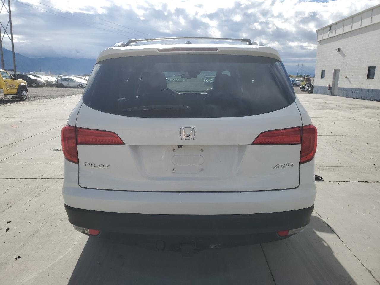 2017 Honda Pilot Exl VIN: 5FNYF6H65HB035563 Lot: 90407675