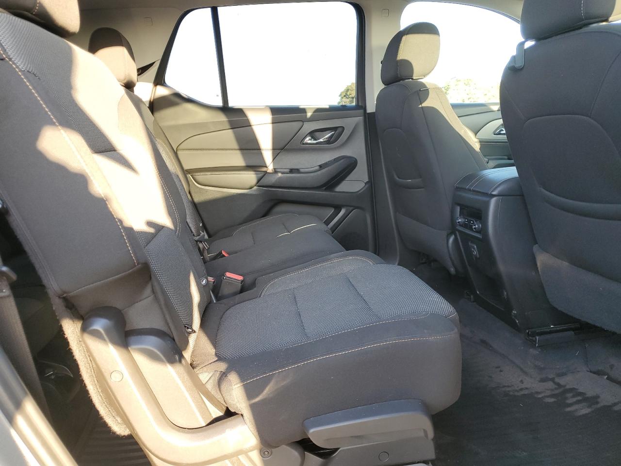 2021 Chevrolet Traverse Ls VIN: 1GNERFKW5MJ247960 Lot: 84956495