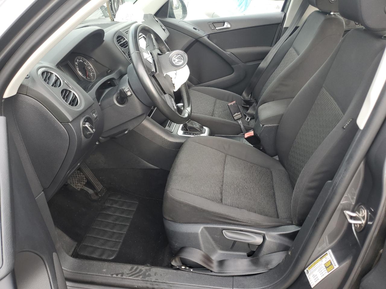 2015 Volkswagen Tiguan S VIN: WVGAV7AX1FW507050 Lot: 85349945